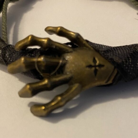 NEW one of a kind handcrafted Brass skeleton hand with drawstring - Picture 4 of 4